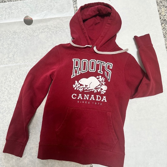 Roots Canada Woman’s Hoodie 2018 Style - Picture 3 of 6